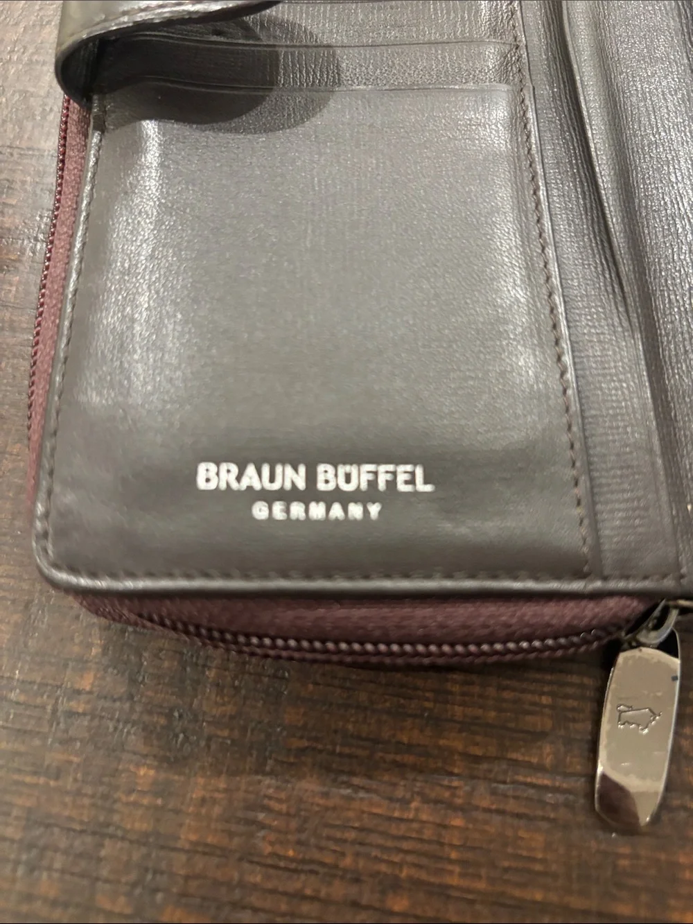 Authentic Braun Büffel Leather Zip-Around Long Wallet